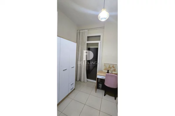 Shtepi me qera Apartament ne Tirane, 2+1, Mobilimi E mobiluar, Pagesa 900  Euro.