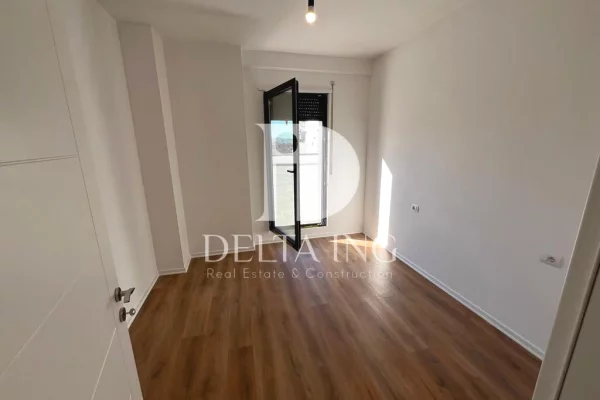 Shtepi me qera Apartament ne Tirane, 2+1, Mobilimi Pjeserisht e mobiluar, Pagesa 600  Euro.