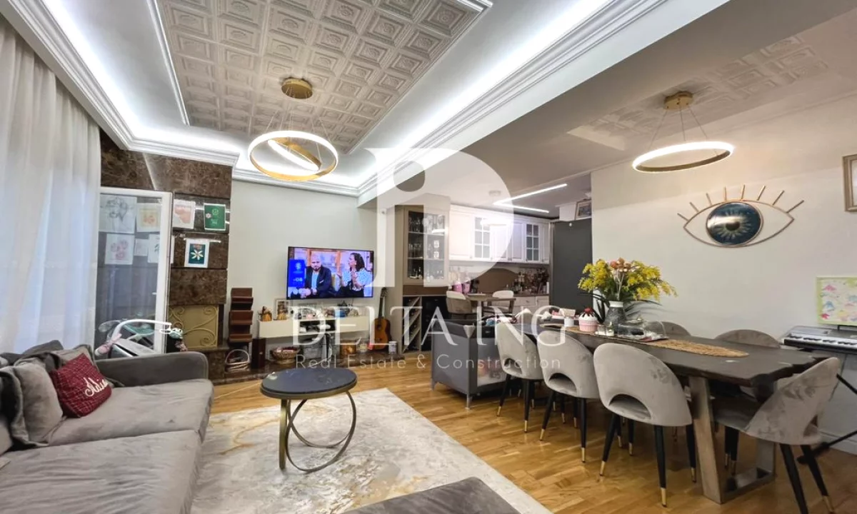 Shtepi ne shitje Apartament ne Tirane, 3+1, Mobilimi E mobiluar, Pagesa 330,000  Euro.