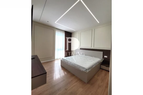 Casa in affitto 5+1 a Tirana - 500,000 Leke