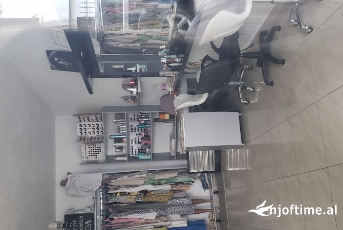 Shitet dyqan te ish gjykata ne Pogradec 