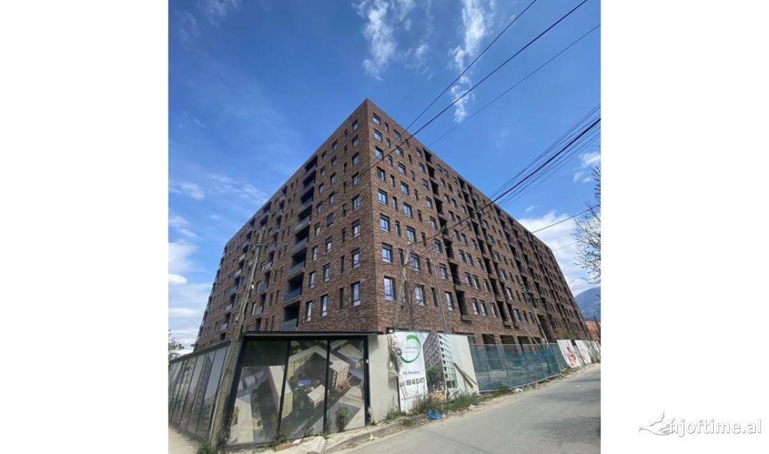 Shtepi ne shitje Apartament ne Tirane, 1+1, Mobilimi Bosh, pa mobiluar, Pagesa 93,000  Euro.