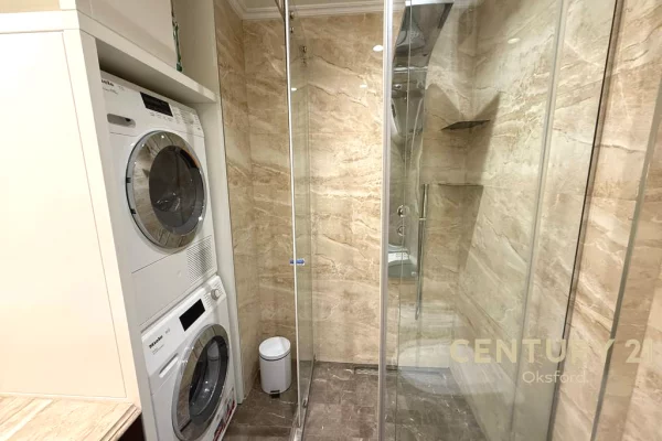 Appartamento in vendita a Tirana 2+1, Arredato