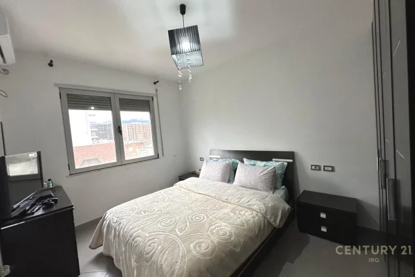 Shtepi me qera Apartament ne Tirane, 2+1, Mobilimi E mobiluar, Pagesa 500  Euro.