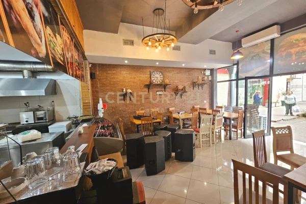 DYQAN/NJESI MULTIFUNKSIONAL PER SHITJE 127,000 Euro