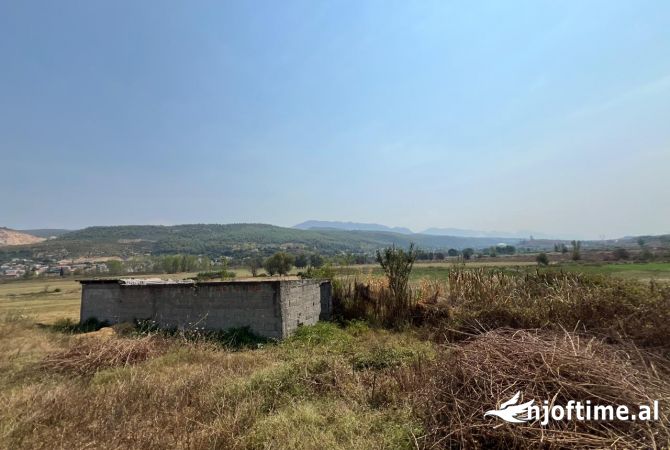 Casa privata/Indipendente in vendita a Kruja 4+1, Arredato