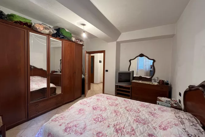 Shtepi ne shitje Apartament ne Pogradec, 2+1, Mobilimi E mobiluar, Pagesa 95,000  Euro.