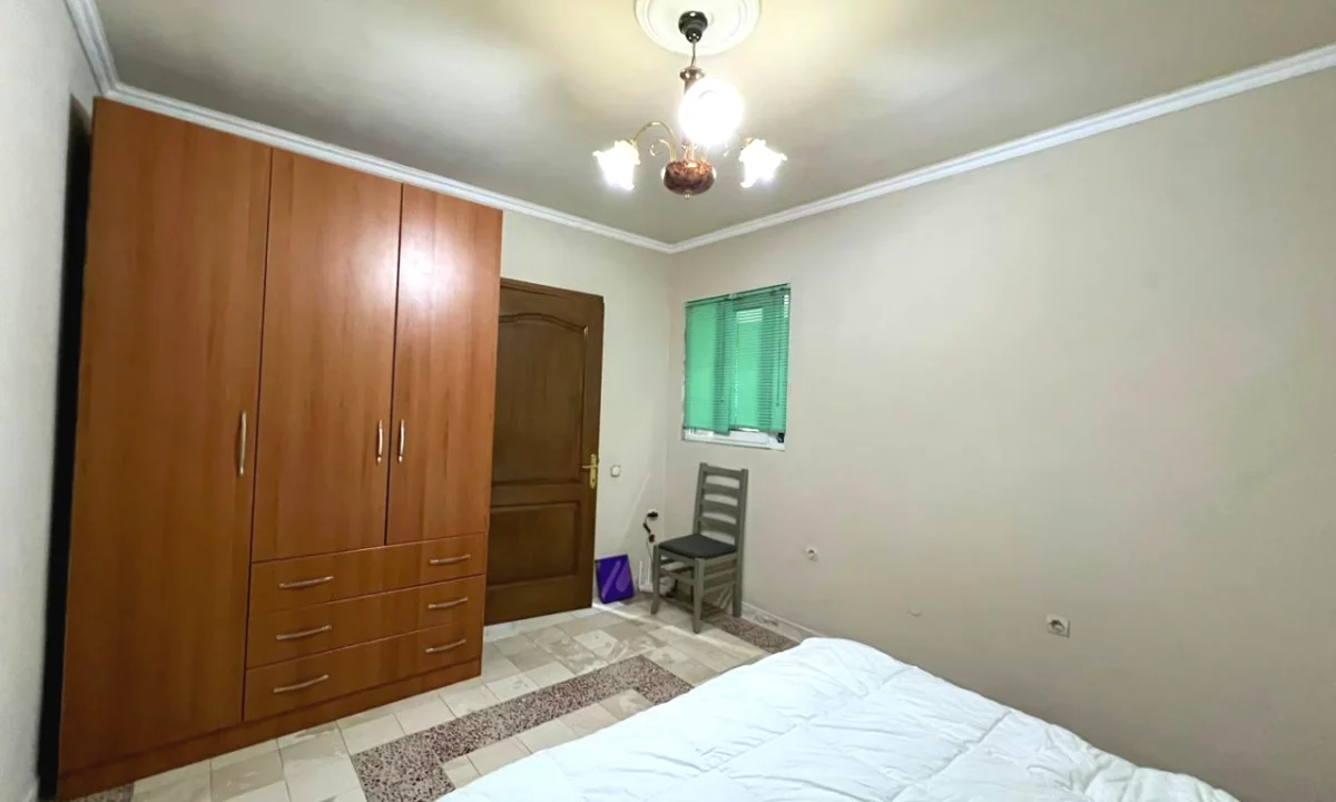 Shtepi me qera Apartament ne Tirane, 1+1, Mobilimi E mobiluar, Pagesa 520  Euro.