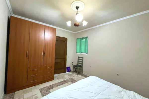 Shtepi me qera 1+1 ne Tirane - 520 Euro