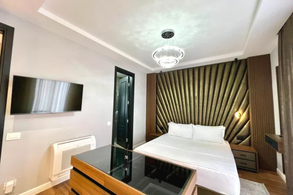 Shtepi me qera Apartament ne Tirane, 2+1, Mobilimi E mobiluar, Pagesa 1,300  Euro.