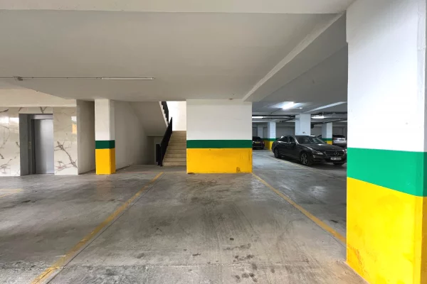 Business Property in Sale 4+1 in Tirana - 28,000 Euro