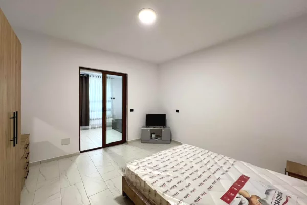 Shtepi me qera Apartament ne Tirane, 1+1, Mobilimi E mobiluar, Pagesa 30,000  Leke.