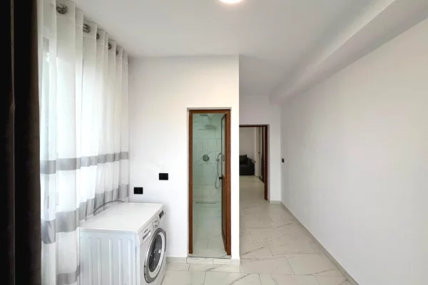 Shtepi me qera Apartament ne Tirane, 1+1, Mobilimi E mobiluar, Pagesa 30,000  Leke.