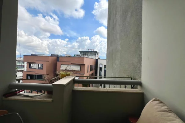 Shtepi ne shitje Apartament ne Tirane, 3+1, Mobilimi E mobiluar, Pagesa 355,000  Euro.