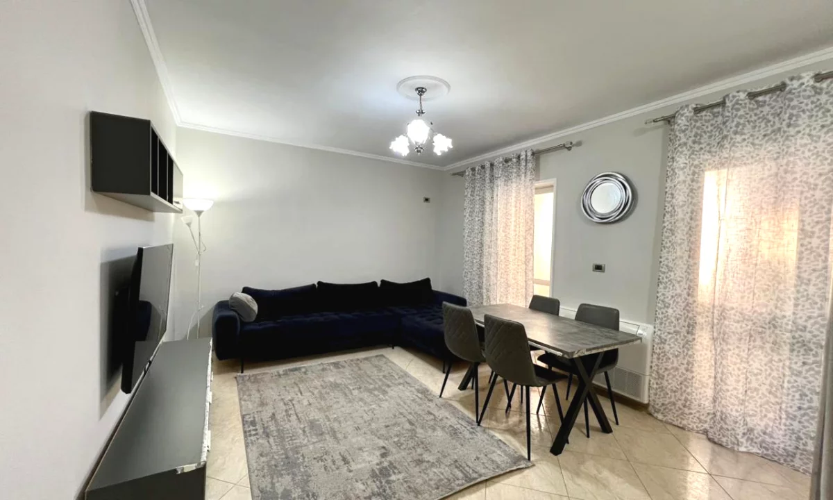 Shtepi me qera Apartament ne Tirane, 1+1, Mobilimi E mobiluar, Pagesa 500  Euro.