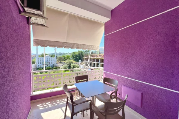 Shtepi me qera Apartament ne Tirane, 1+1, Mobilimi E mobiluar, Pagesa 700  Euro.