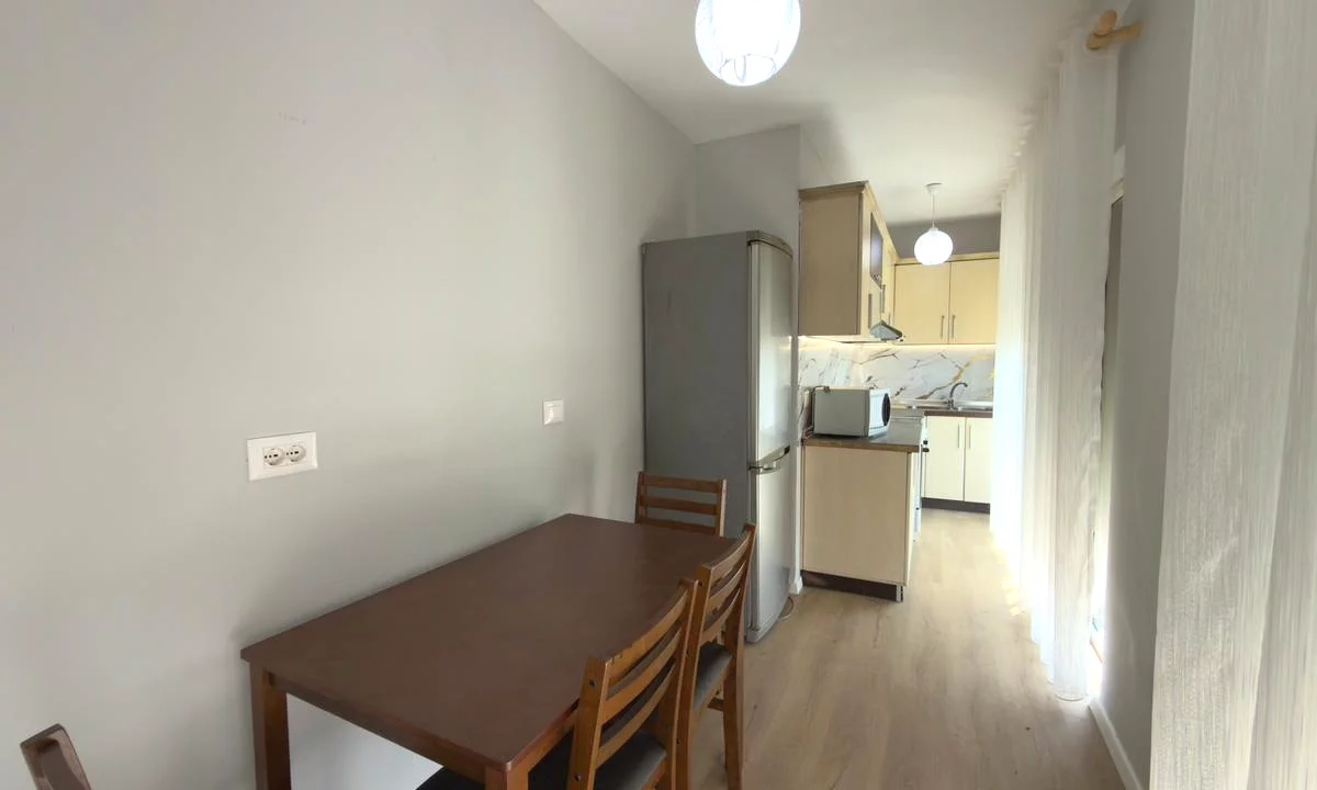 Shtepi me qera Apartament ne Tirane, 2+1, Mobilimi E mobiluar, Pagesa 550  Euro.