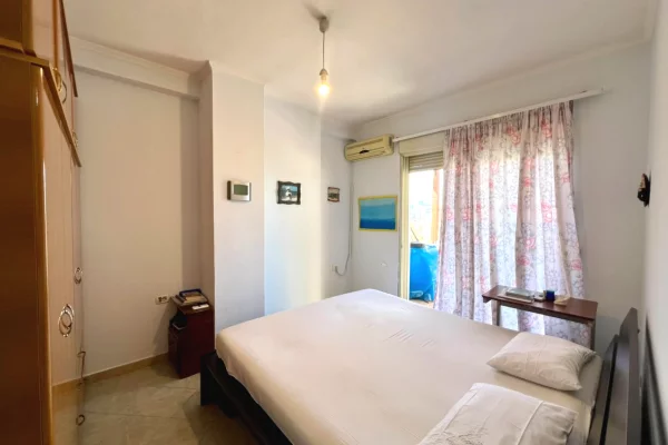 Shtepi ne shitje Apartament ne Tirane, 2+1, Mobilimi E mobiluar, Pagesa 248,000  Euro.