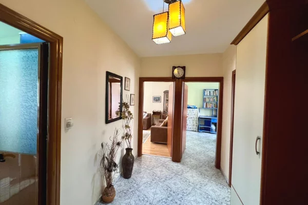 House for Rent Apartment in Tirana, 2+1, Furniture Furnished, Payment 50,000  Leke.