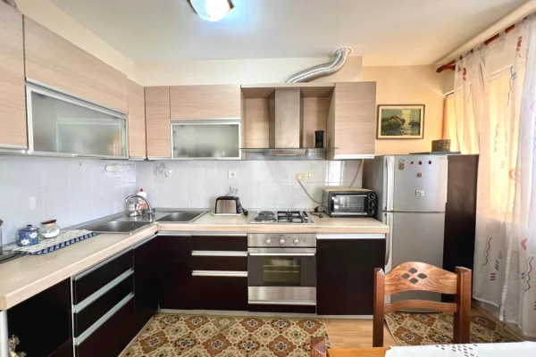 House for Rent Apartment in Tirana, 2+1, Furniture Furnished, Payment 50,000  Leke.