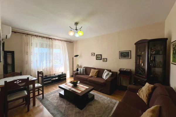House for Rent Apartment in Tirana, 2+1, Furniture Furnished, Payment 50,000  Leke.