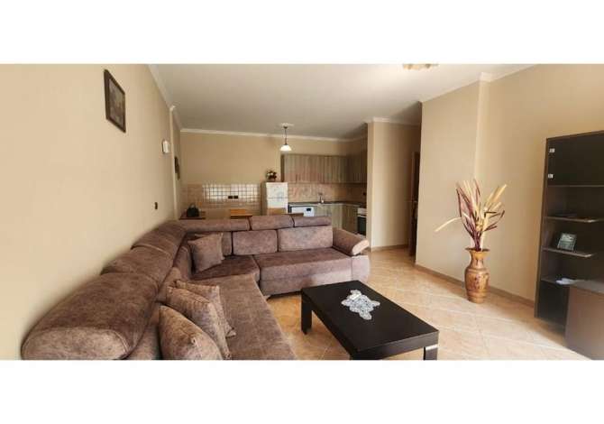 Apartament 1+1 per qira, Bllok