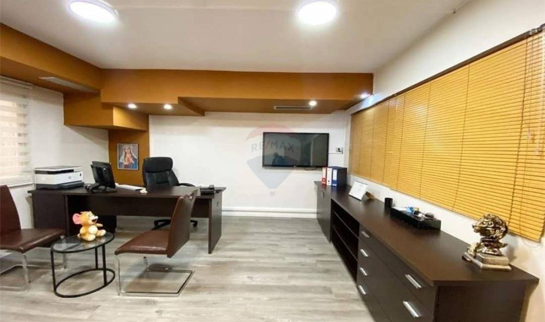 QIRA, AMBIENT ZYRASH NE BLLOK!