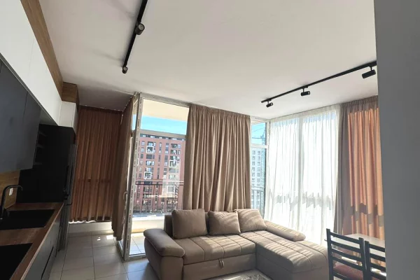 Shtepi me qera Apartament ne Tirane, 1+1, Mobilimi E mobiluar, Pagesa 55,000  Leke.