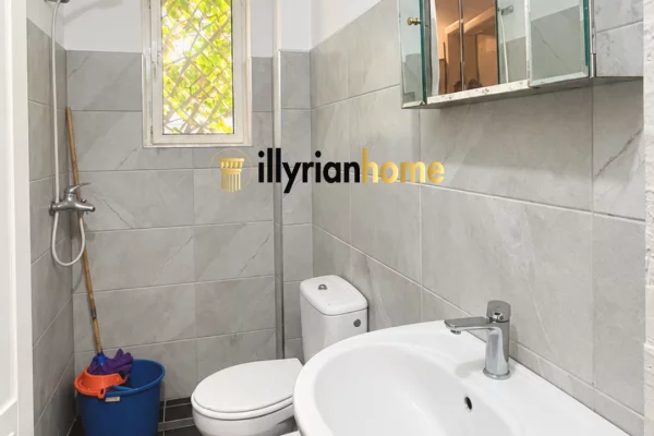 Shtepi me qera Apartament ne Tirane, 2+1, Mobilimi E mobiluar, Pagesa 60,000  Leke.