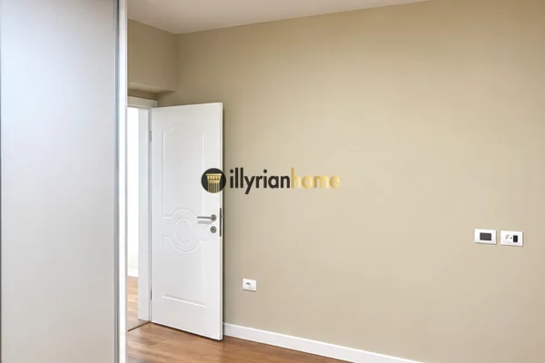 Apartment for sale in Tirana 1+1, Emty