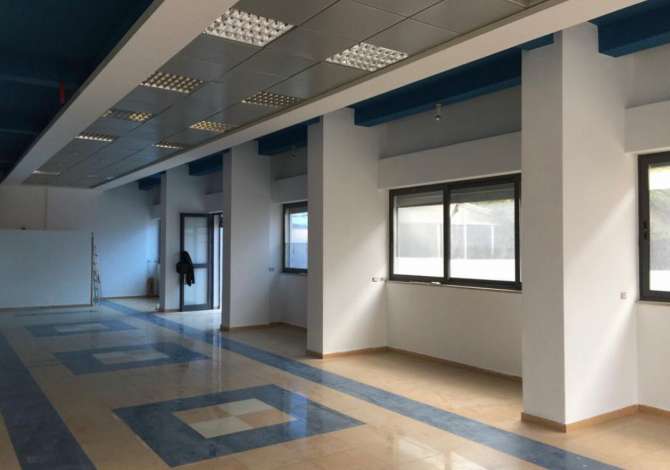 Qira, Ambient Biznesi, Rruga Riza Cerova, 70.000leke/muaj