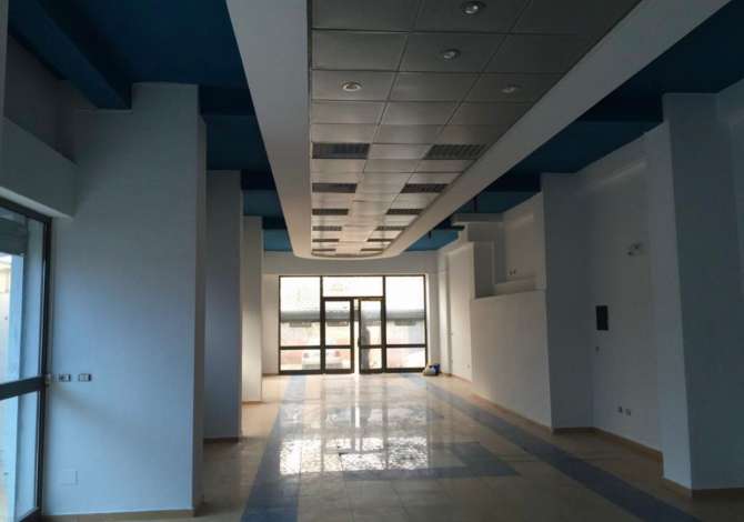 Qira, Ambient Biznesi, Rruga Riza Cerova, 70.000leke/muaj