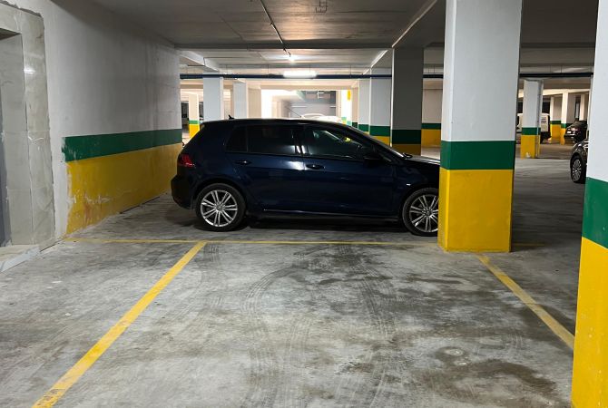 Shiten 3 Poste Parkimi ”Ish Fusha e Aviacionit”- Tirane