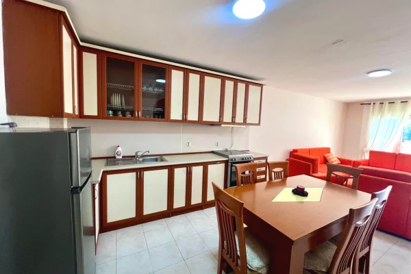 Shtepi me qera Apartament ne Tirane, 1+1, Mobilimi E mobiluar, Pagesa 400  Euro.