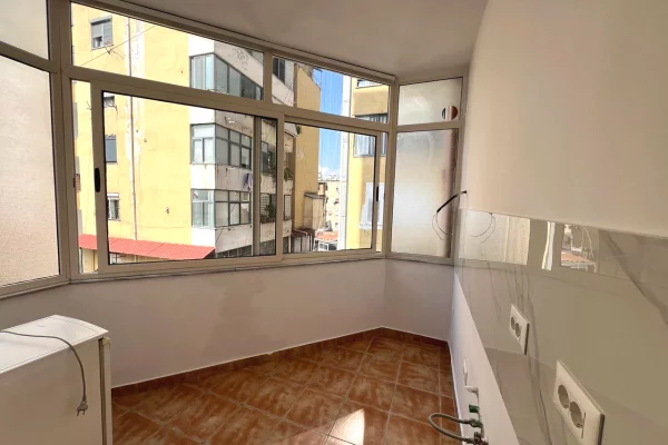 Jepet me qira apartament 1+1, “Shkolla e Baletit”, Tiranë