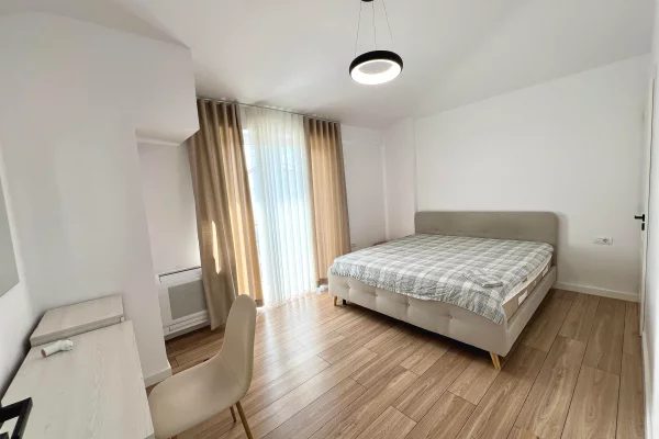 Shtepi me qera Vila Luksoze ne Tirane, 4+1, Mobilimi E mobiluar, Pagesa 2,500  Euro.
