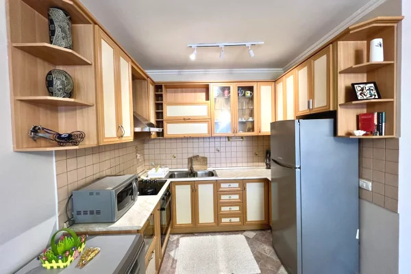 Apartment for rent in Tirana 1+1, Furnished