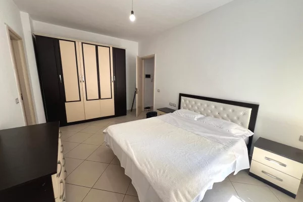 Shtepi me qera Apartament ne Tirane, 2+1, Mobilimi E mobiluar, Pagesa 450  Euro.