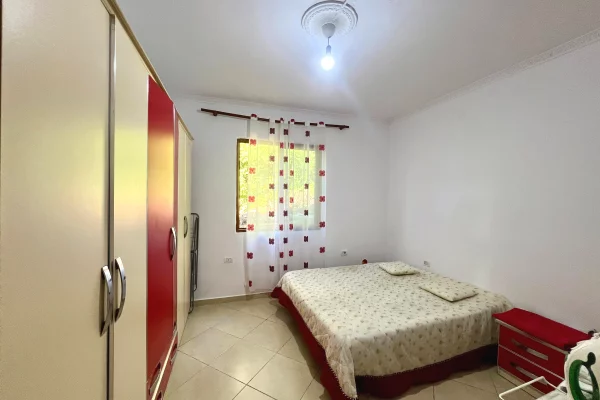 Shtepi me qera Shtepi Private ne Tirane, 2+1, Mobilimi E mobiluar, Pagesa 350  Euro.