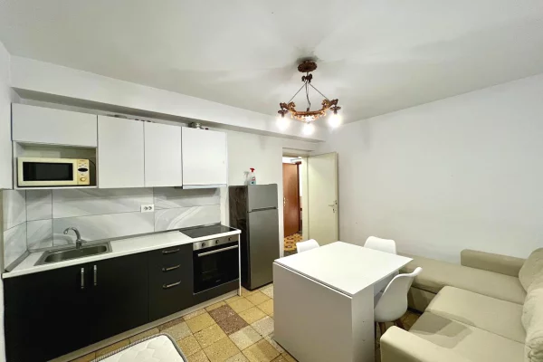 🔥 Apartament 1+1 me Qira në Ali Demi 🏡✨