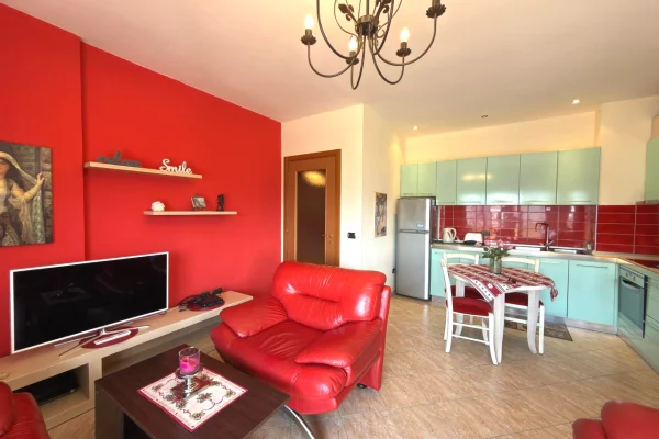 Shtepi me qera Apartament ne Tirane, 2+1, Mobilimi E mobiluar, Pagesa 700  Euro.