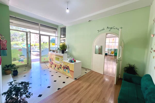 Jepet me Qira Ambient Biznesi “Astir”, Tirane.