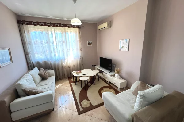 Shtepi ne shitje 1+1 ne Tirane - 160,000 Euro