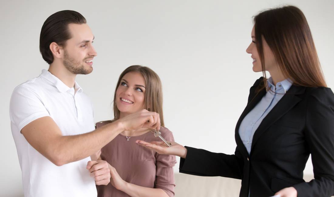 Njoftime Pune ne Vlore, Profesioni Agjent/e Imobiliar/e , Pa Eksperience, Pagesa Me Marreveshje.