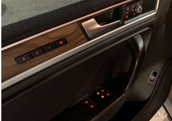 Auto in Vendita a Tirana, Tjeter, 2014 Diesel,Kambio Automatik Pagamento 19,500  Euro.