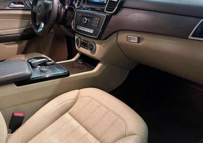 Auto in Vendita a Tirana, Mercedes-Benz, 2016 Diesel,Kambio Automatik Pagamento 25,500  Euro.