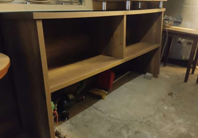 Mobilje dhe Elektroshtepiake ne Tirane - 70,000 Leke