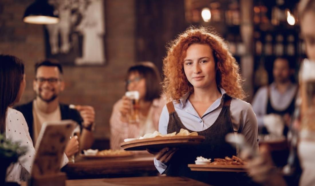 Job Offers in Tirana, Profession Banakier, Kamariere , Beginner/Little experience, Payment By Agreement.