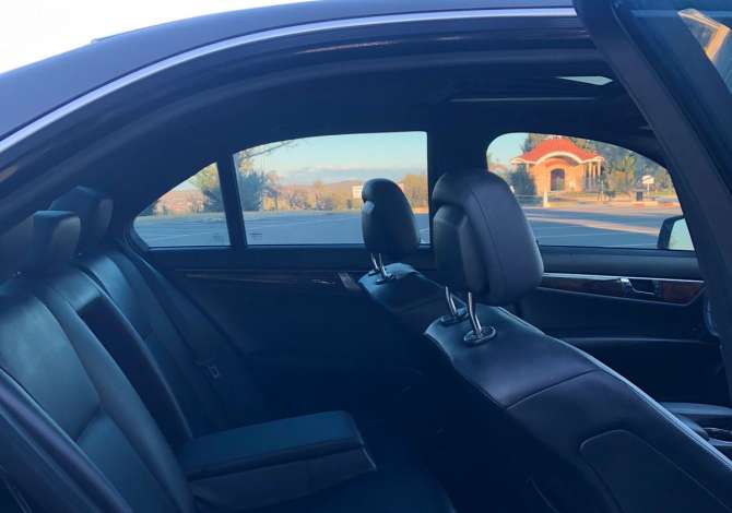 Auto in Vendita a Tirana, Mercedes-Benz, 2012 gasoline-gas,Kambio Automatik Pagamento 10,800  Euro.