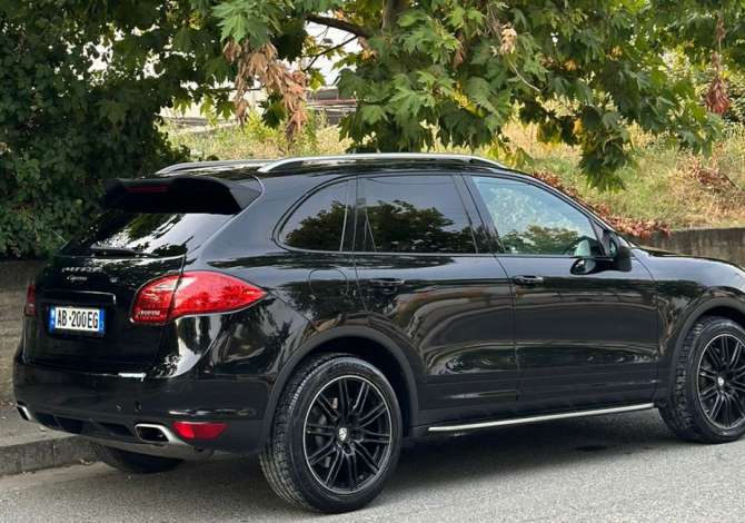 Jepet me qera porche cayenne